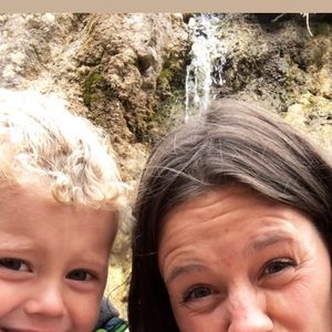 Meet your Posher, Brit